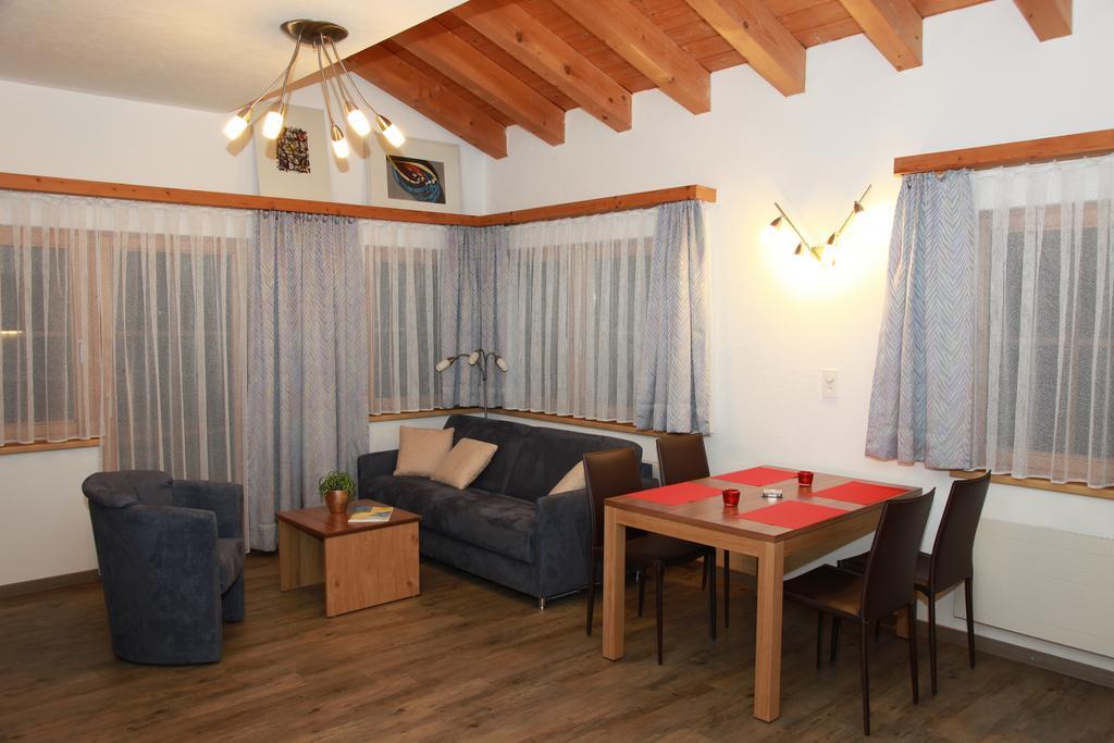 Apartment Madlaina Samnaun Oda fotoğraf